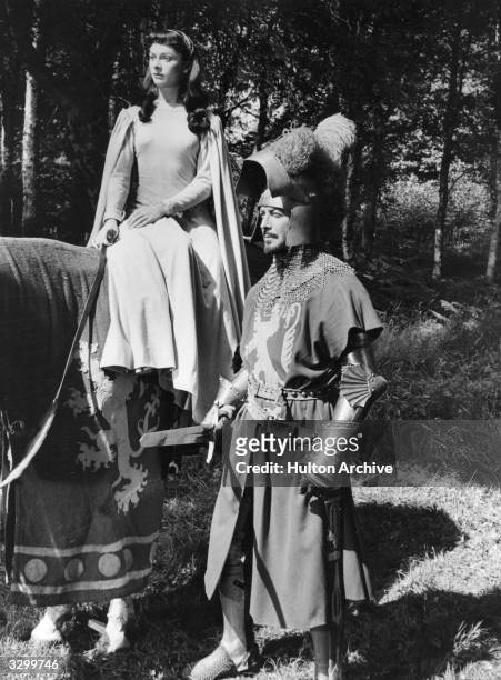 Maureen Swanson as Elaine and Robert Taylor as Sir Lancelot in the film 'The Knights of the Round Table' directed by Richard Thorpe and produced by...