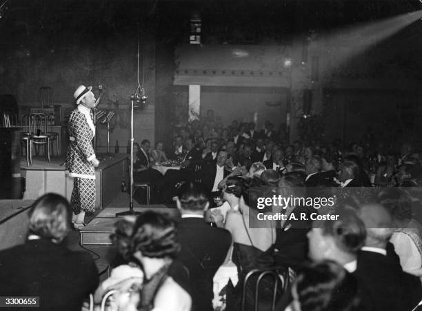 Max Miller Singer Max Miller (Comedian) Photos and Premium High Res Pictures - Getty Images