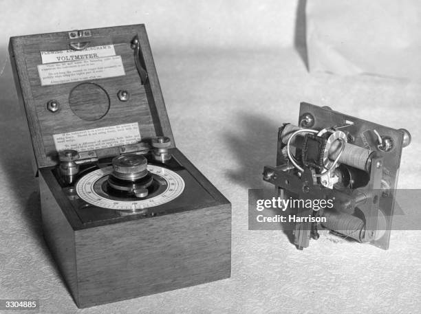 Thermionic Valve Computer 51 Thermionic Valve Stock Photos, High-Res Pictures, and Images - Getty ...