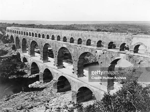 The Pont du Gard, a Roman aqueduct. Aldus Disc - Places And Paraphernalia