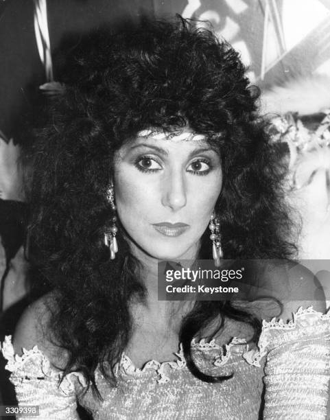105 Cher Hair Photos and Premium High Res Pictures - Getty Images