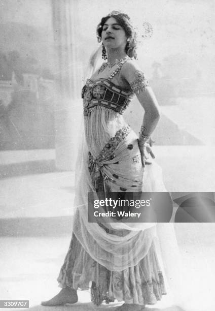 The infamous Dutch spy Mata Hari, real name Margarete Geertruida Zelle who was born in Leeuwarden and became a dancer in France is performing the...