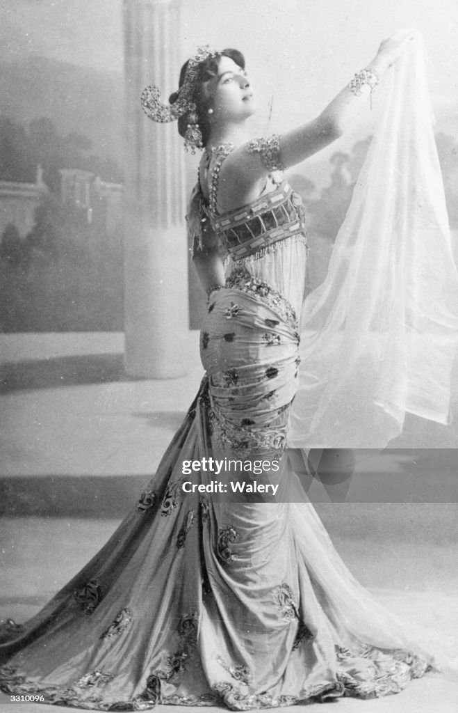 The Infamous Dutch Spy Mata Hari Real Name Margarete Geertruida the-infamous-dutch-spy-mata-hari-real-name-margarete-geertruida