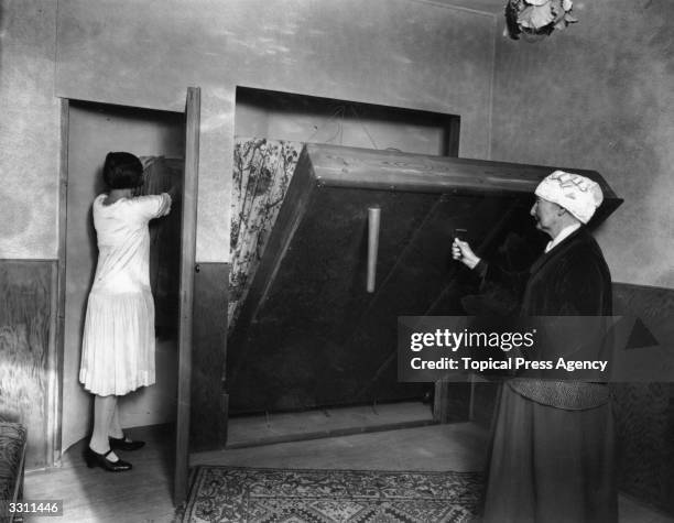 1925 Inventions 124 1925 Inventions Stock Photos, High-Res Pictures, and Images - Getty ...