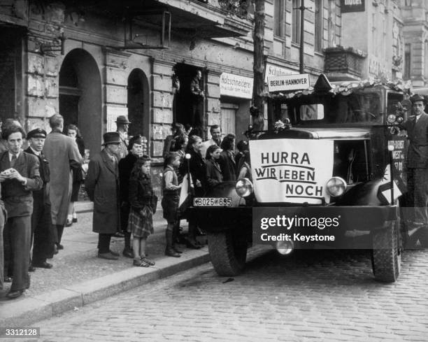 The first bus to the western zone of Berlin, after the lifting of the Berlin Blockade.
