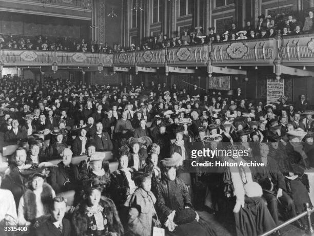 The audience at the last concert to be held in St James's Hall, London.