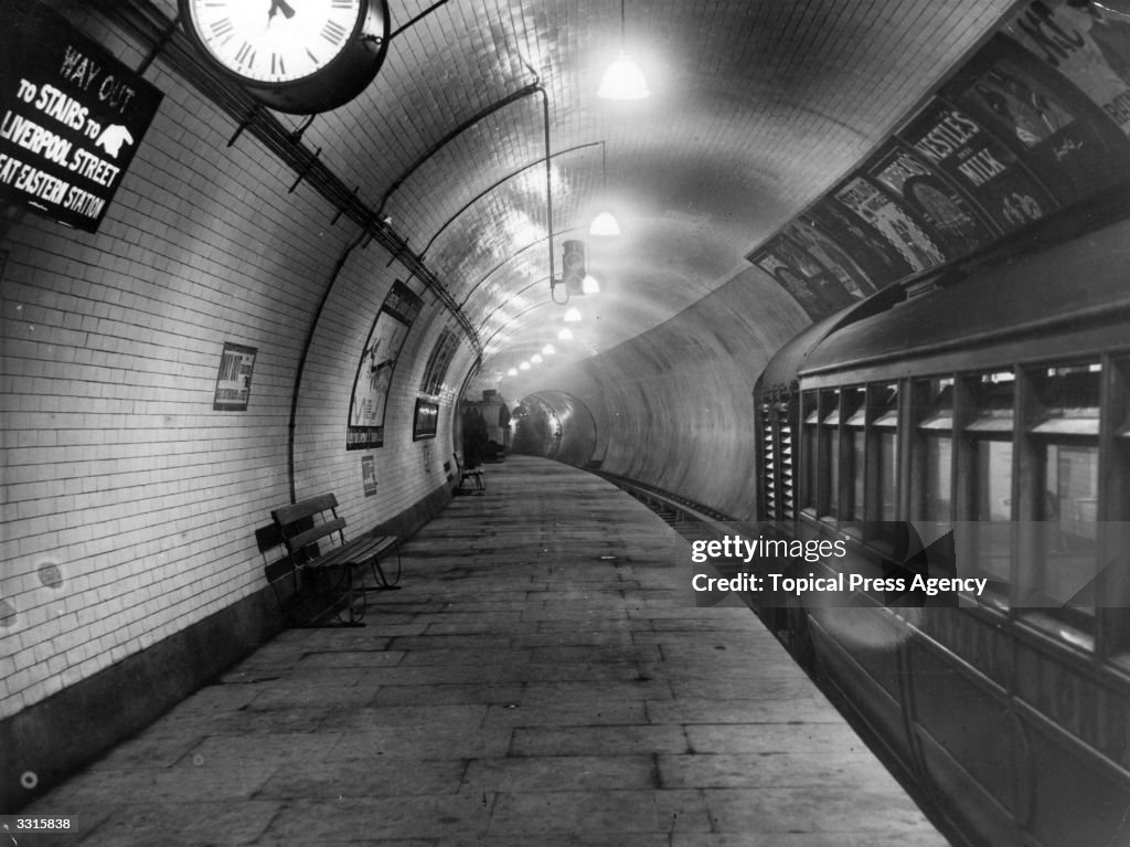The platform of the Central London Railway extension at Liverpool ...