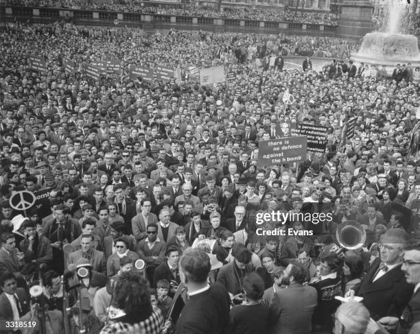 Huge crowd of CND supporters demonstrating against nuclear weapons in Trafalgar Square, London.