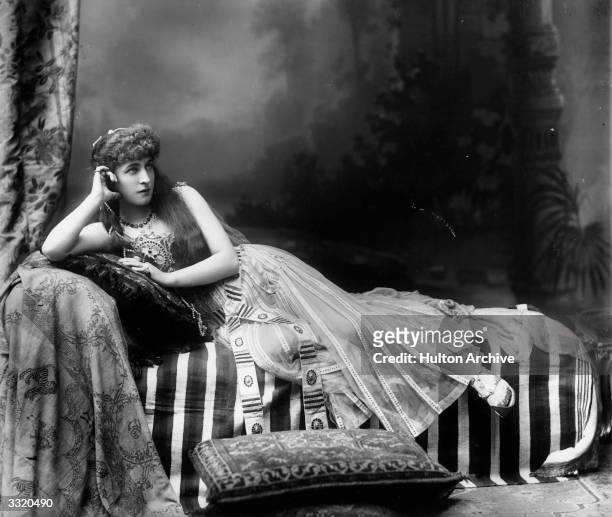 Actress Lillie Langtry as Cleopatra.