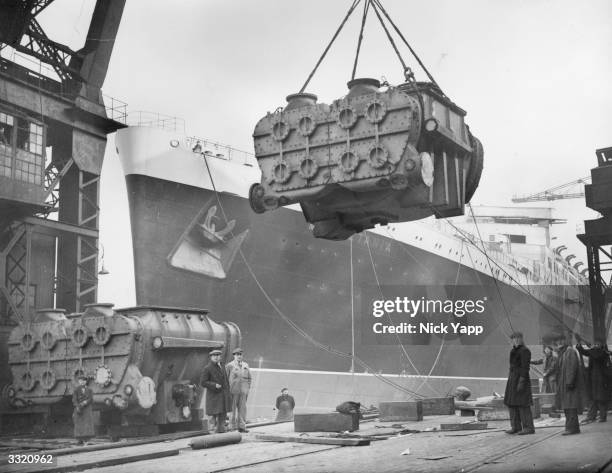 Condenser Engine 78 Mauretania Ocean Liner Stock Photos, High-Res Pictures, and Images ...