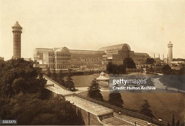 The Crystal Palace at Sydenham and the landscaped park in front.