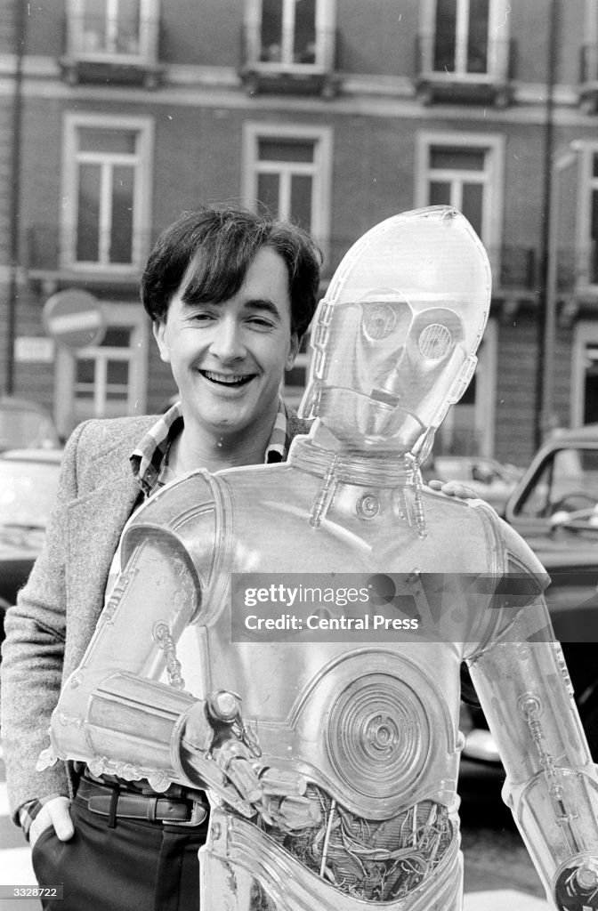 See Threepio's Friend