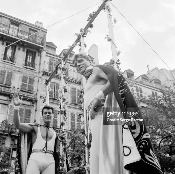 516 Street Circus Parade Stock Photos High Res Pictures And Images 516-street-circus-parade-stock-photos-high-res-pictures-and-images