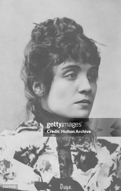 Italian actress Eleonora Duse , mistress of the poet Gabriele D'Annunzio.