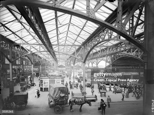The interior of Marylebone station in London which belongs to the Great Central Railway.