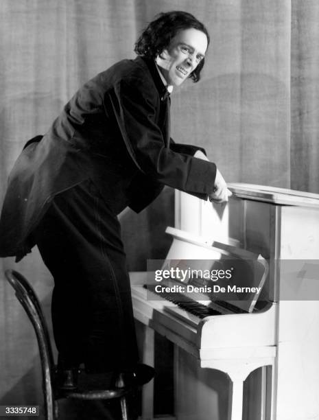 1,526 Max Wall Photos & High Res Pictures - Getty Images