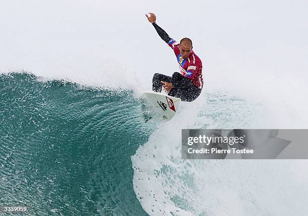 Kelly Slater of the USA in action during round three of the Rip Curl Pro at Bells Beach April 11, 2004 in Torquay, Australia. The Rip Curl Pro is...