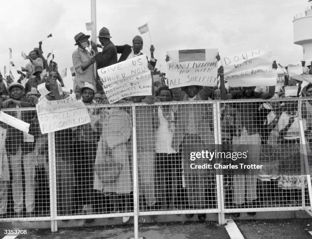 Demonstrators in Kenya demand independence.