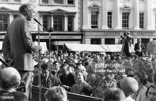 British Prime Minister Sir Alec Douglas-Home speaking in Beford where Christopher Soames is conducting his election campaign from a hospital bed...
