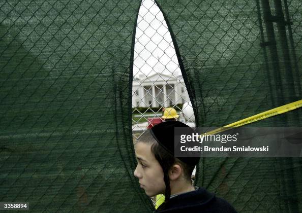 Jewish Activists Protest As Sharon Visits White House