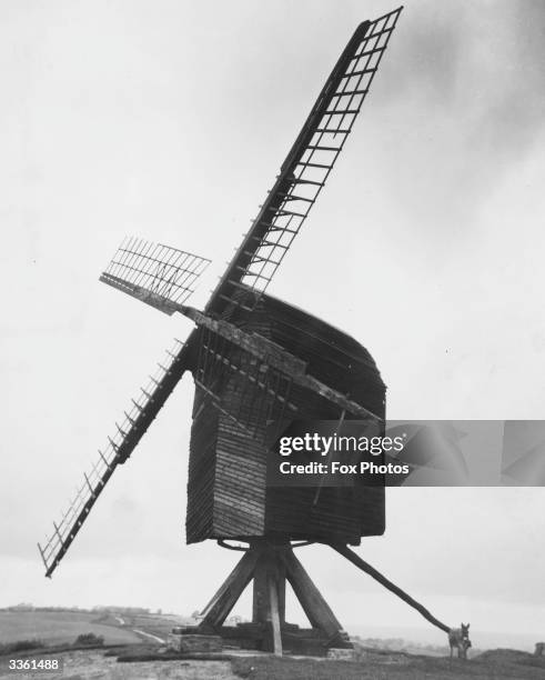 Windmill Rivington 43 Brill Windmill Stock Photos, High-Res Pictures, and Images - Getty ...