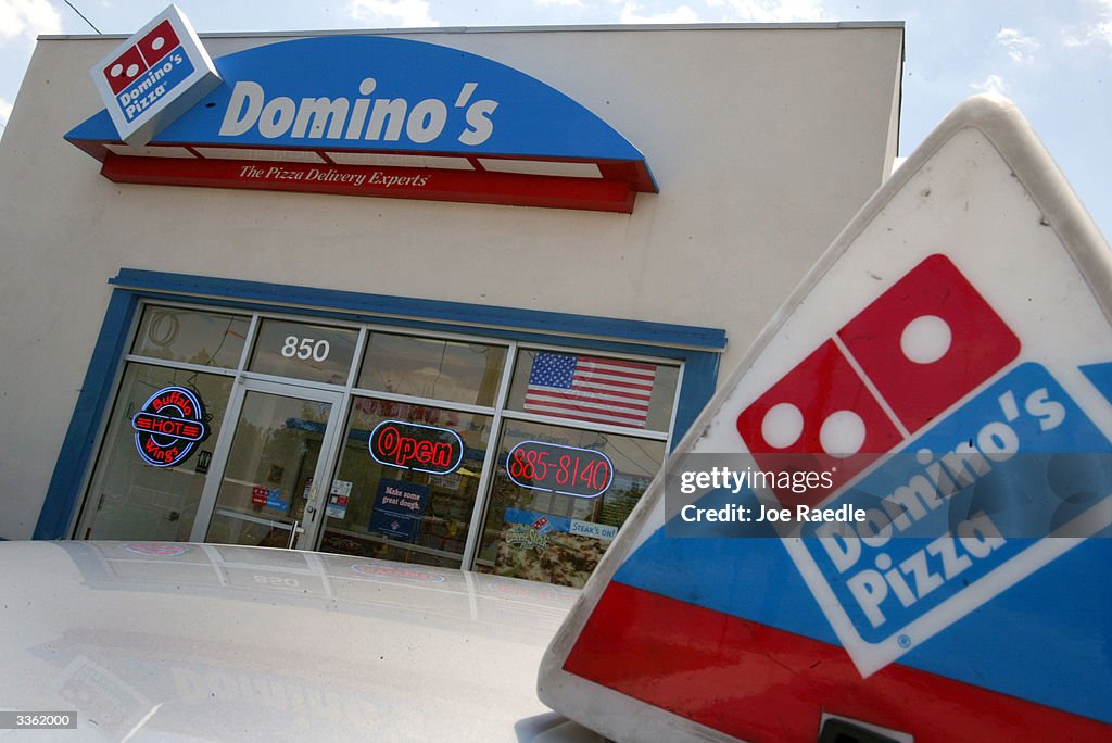 Dominos Pizza Files To Go Public