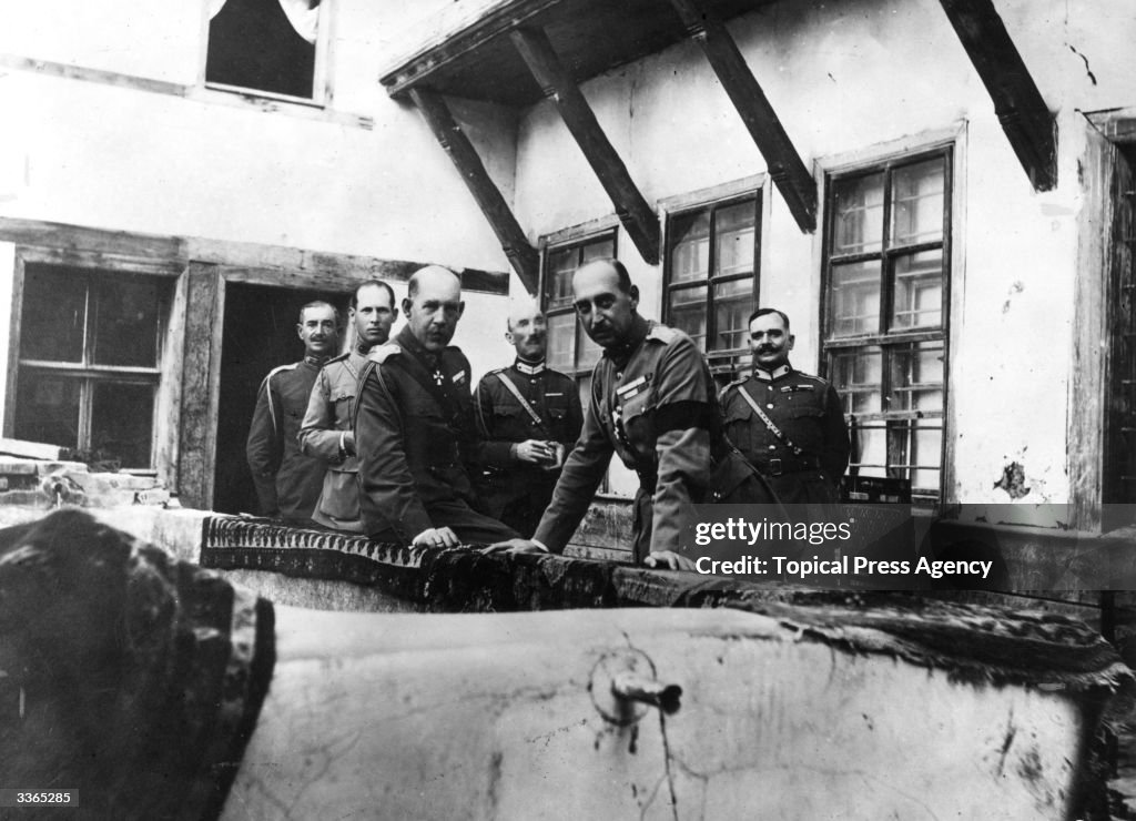Royalty In Wartime