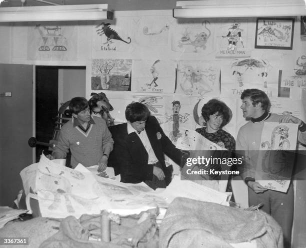 Actor Patrick Troughton , who plays Dr Who, at the BBC Television Centre with Blue Peter presenters John Noakes , Valerie Singleton and Peter Purves....