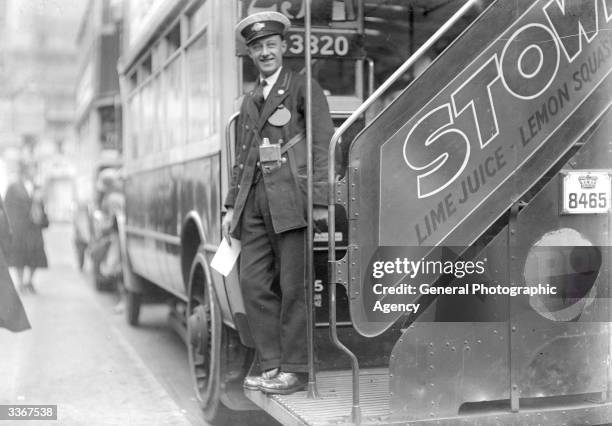 Conductor Train/bus 753 Bus Conductor Stock Photos, High-Res Pictures, and Images - Getty ...
