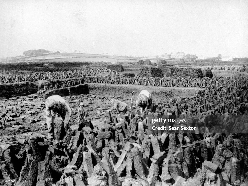 Cutting Peat