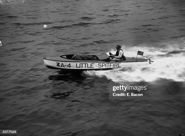 Rand in her motorboat 'Spitfire' during the Duke of York's Gold Trophy races at Southampton.