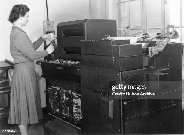 Tabulating Card 78 Punch Card Machine Stock Photos, High-Res Pictures, and Images ...
