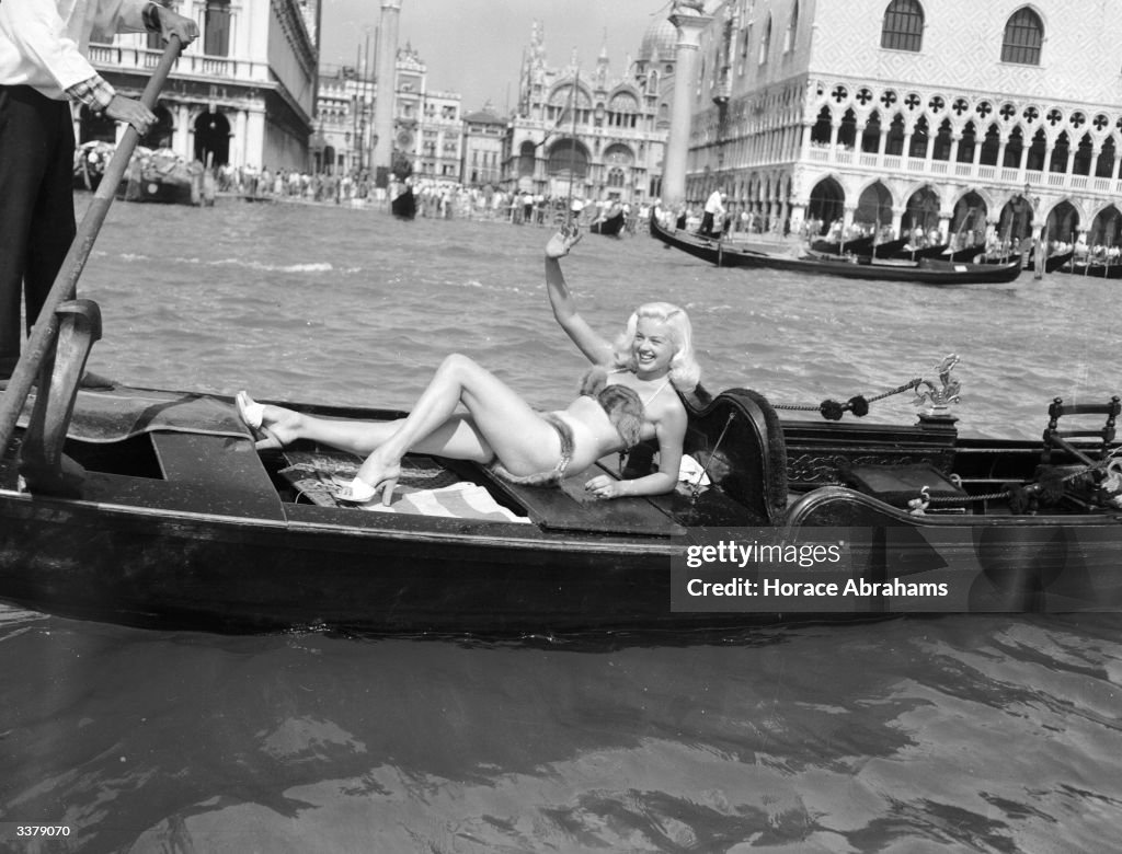 Dors In Venice