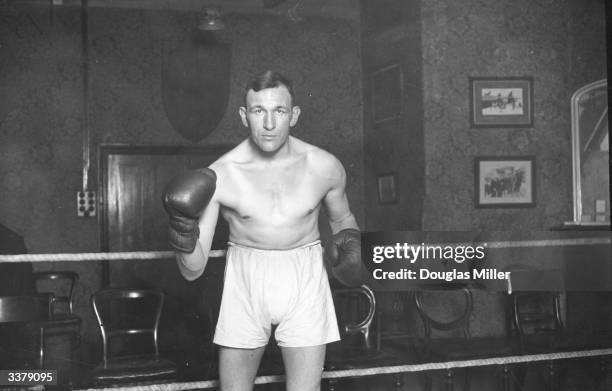 British boxer Charlie Smith in training at the Star and Garter, Windsor, for his forthcoming British heavyweight title fight against Reggie Meen in...