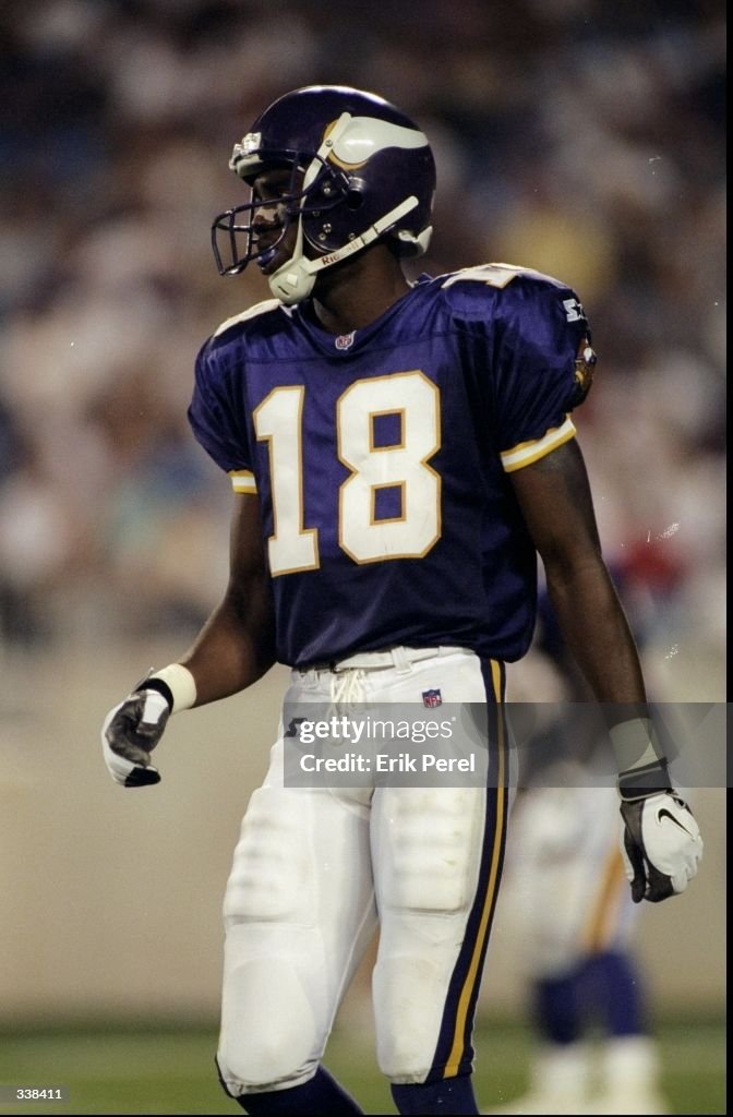 Randy Moss Corn Rows Wide receiver Randy Moss of the Minnesota Vikings in action during a ...