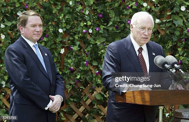 Tom Hubbard 62 South Korea Thomas Hubbard Stock Photos, High-Res Pictures, and ...