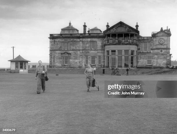 First Golf Course St Andrews Country Club Photos and Premium High Res Pictures - Getty Images