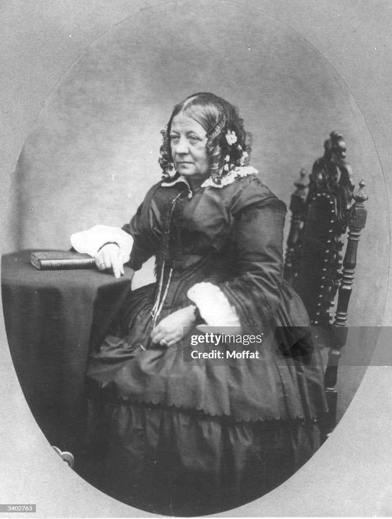 Victoria Maria Louisa Duchess Of Kent The Mother Of Queen Fotografia De Noticias Getty Images Victoria Maria Louisa Duchess Of Kent The Mother Of Queen Fotografia De Noticias Getty Images