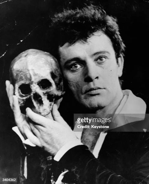 Welsh film and stage actor Richard Burton takes the lead in the Old Vic production of Shakespeare's 'Hamlet', at the Assembly Hall, Edinburgh, during...