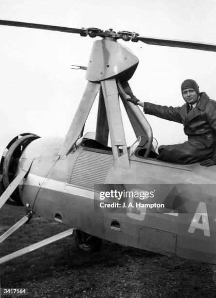Autogiro Inventor 30 Cierva Autogiro Stock Photos, High-Res Pictures, and Images - Getty ...
