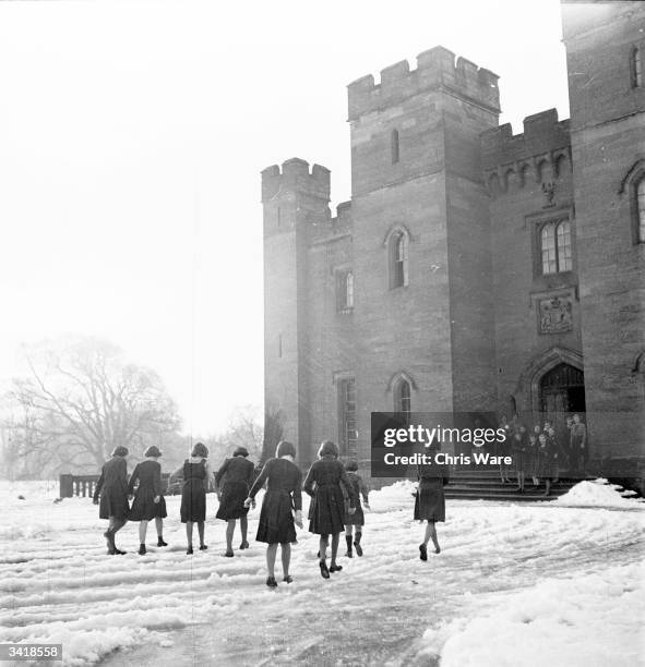 Pupils of Craigmount School in the drive in front of Scone Palace in Perthshire . The school moved here from Edinburgh in 1939. The Stone of Destiny,...