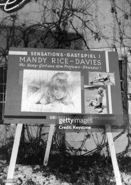 Mandy Mahan Rice 216 Mandy Rice Davies Photos & High Res Pictures - Getty Images