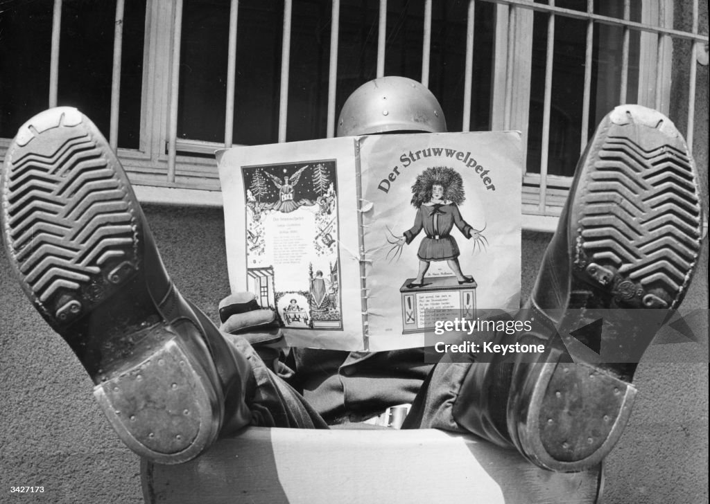 Soldier Reading
