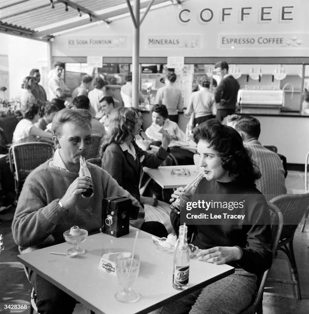 Honeymooning couple at Billy Butlin's Ocean Hotel in Saltdean near Brighton in Sussex.