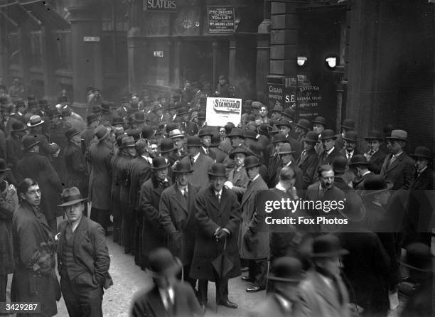 City gents and dealers in the centre of the square mile, the financial heart of the City of London, Throgmorton Street.