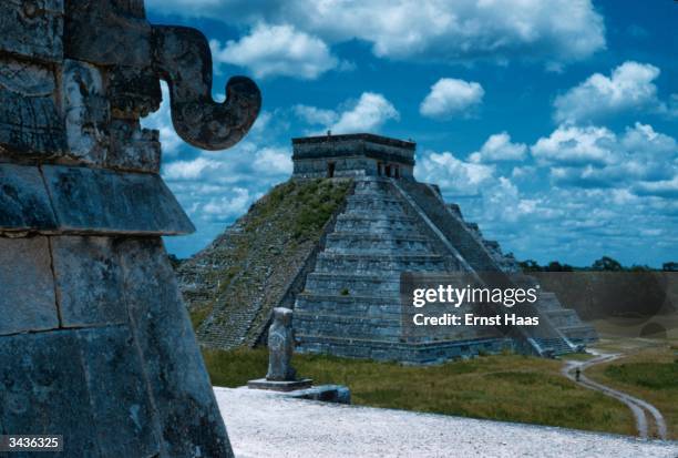 Long Rectangular Pyramid Building 139 Rectangular Pyramid Stock Photos, High-Res Pictures, and Images ...