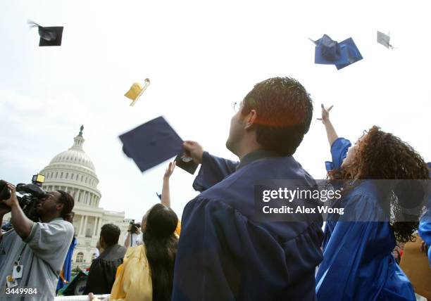 Mock Graduation Rupp Dc Grad Photos and Premium High Res Pictures - Getty Images