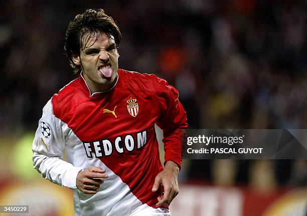 Monaco's Spanish forward Fernando Morientes pulls his tongue out during his Champions League semi-final first-leg football match against Chelsea, 20...