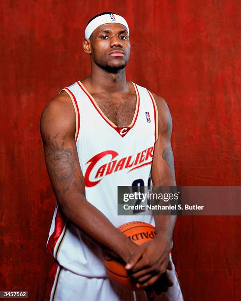 LeBron James of the Cleveland Cavaliers poses for a Rookie Of The Year Portrait on April 20, 2004 in New York City, New York. NOTE TO USER: User...