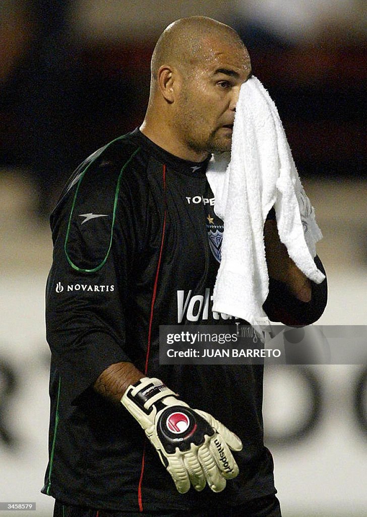 El portero Jose Luis Chilavert de Velez